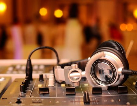 16741-disc_jockey-audio_equipment-electronic_device-headphones-audio-x750 16741-disc_jockey-audio_equipment-electronic_device-headphones-audio-x750